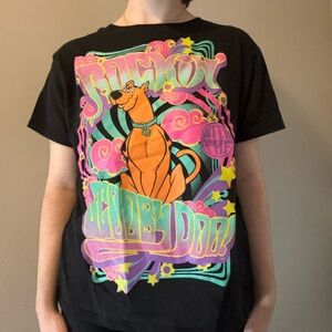 Rockin Scooby Doo tee